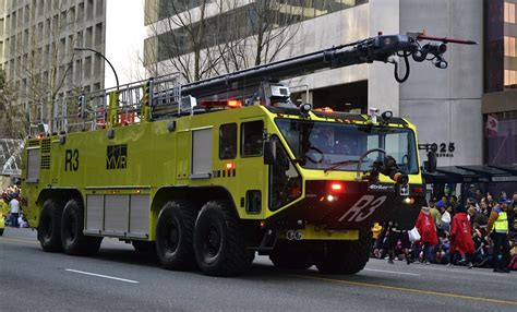 2013 Oshkosh Striker 4500S 8X8 Fire Truck / Vancouver International ...