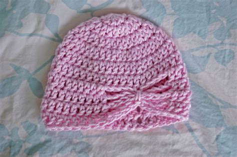 Alli Crafts: Free Pattern: Butterfly Hat - Newborn