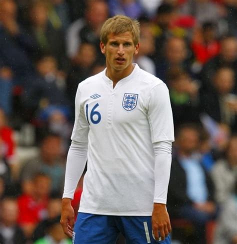 Marc Albrighton - Bio, Net Worth, Salary, Wife, Age, Height, Awards