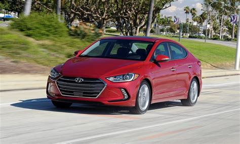 Hyundai Elantra Turbo Sport (2017) - Double Apex