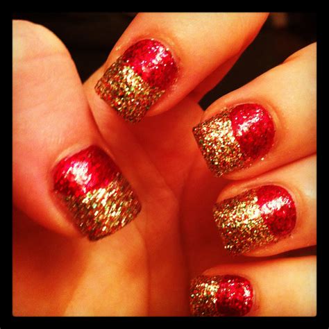 Christmas glitter nails | Holiday nails, Nails, Nail designs