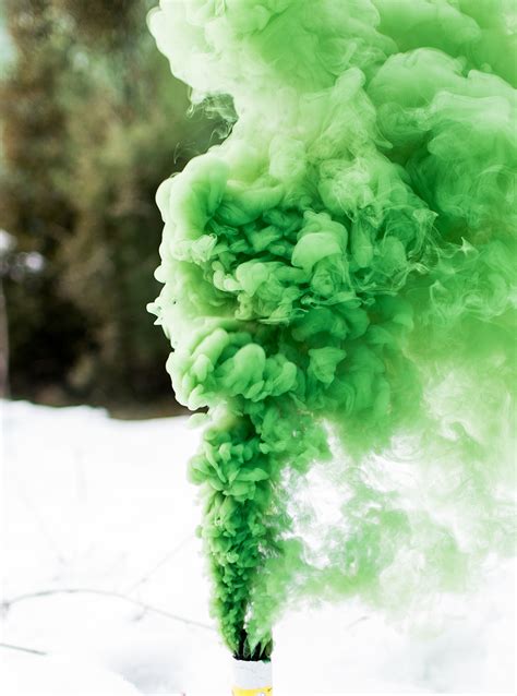 How to Make a Colored Smoke Bomb