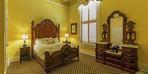 San Antonio Hotels | Our Rooms & Suites | Menger Hotel