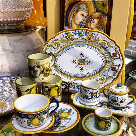 A Short Guide of The Italian Tradition of Ceramics | Italian pottery ...