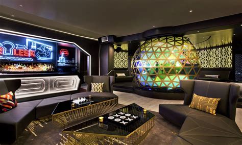 Multi-Million Renovation of Living Room at W Hotel Lights up Times ...