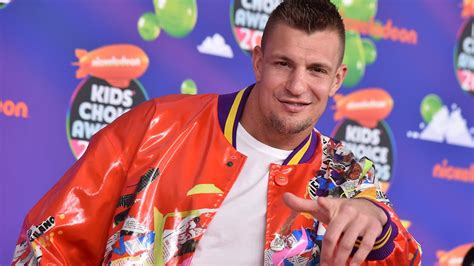 Did Rob Gronkowski make the $10 million Kick of Destiny? | 12news.com