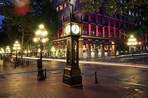 Steam Clock In Gastown Vancouver Photograph by Pierre Leclerc Photography