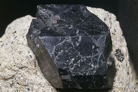 How to Identify Black Minerals