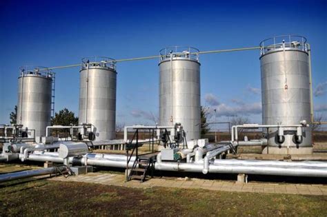 US natural gas storage builds up; prices drop - Mubasher Info