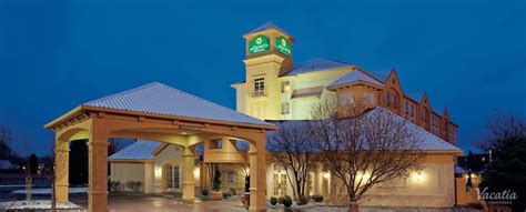 La Quinta Inn & Suites by Wyndham Denver Southwest Lakewood | Denver Hotels in Colorado