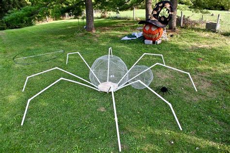 LOVKIZ Halloween Giant Spider Decorations (3 Pack), Realistic Halloween Spider Props, Fake Scary ...