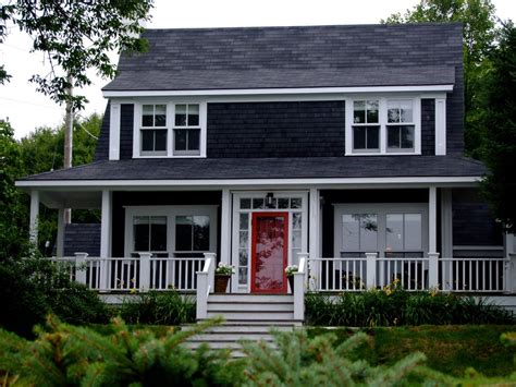 Best Exterior Decoration With White House With Grey Trim: Cool Home ...