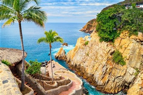 Acapulco Pictures | U.S. News Travel