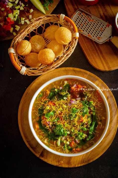 Masala Puri - Bangalore Style Chaat - Tomato Blues