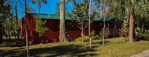 Weeki Wachee Waterfront Cabin Vacation Rental | The Kayak Shack - Kayak Rentals