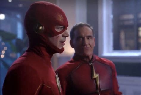 The Flash Series Finale Promo Teases Timeline Trouble, Villainous Returns