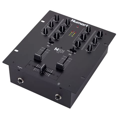 Numark M4 |3-Channel Rack Mountable DJ Scratch Mixer With 3-Band EQ ...