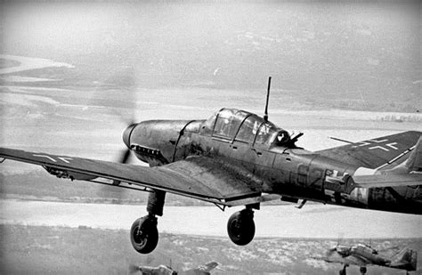 Ju-87 Stuka Dive Bomber | Luftwaffe, Wwii aircraft, Wwii