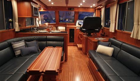 Grand Banks 47 EU interior... Nice! | Boat interior design, Boat interior, Yacht interior