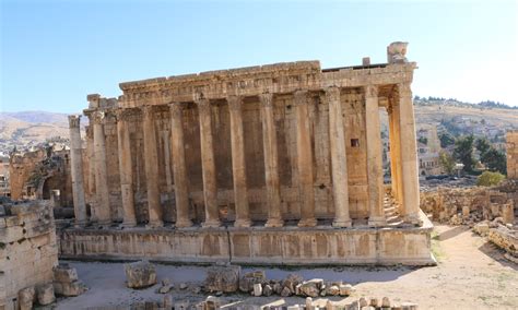 Baalbek / Roman temple ruins, UNESCO world heritage ⋆ The Passenger