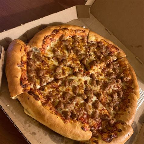 Pizza Hut Reviews | Lubbock, TX | One Bite