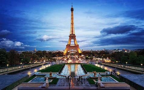 15 Eiffel Tower Facts: History, Science, and Secrets