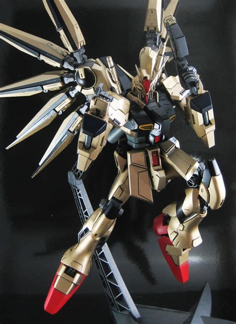 MG 1/100 hi-Nu Gundam Custom build by Patrick