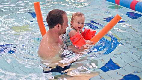 7 ways to support your child through their swimming lessons - Swim ...