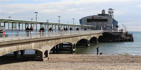 Bournemouth Pier and Beach - morebus