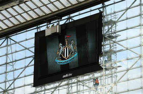 Newcastle v Leicester City - Mirror Online