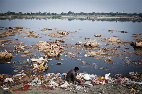 Government Pledges to Clean Up Yamuna River (Again) - The New York Times