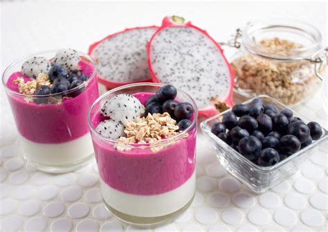 Dragon Fruit Yogurt Parfait - The Produce Moms