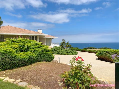 Betty’s La Jolla Shores House from “Dirty John: The Betty Broderick Story” – IAMNOTASTALKER