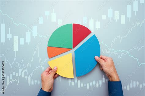 Foto Stock Strategy of diversified investment. Investor managing ...