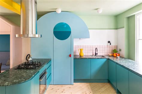 51 Small Kitchen Design Ideas That Make the Most of a Tiny Space ...