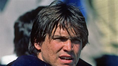 NFL's Steve McMichael Diagnosed with ALS, 'Paralyzed From Shoulders Down'