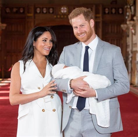 Prince Harry bracelets: Meghan Markle baby reveal jewellery has this ...