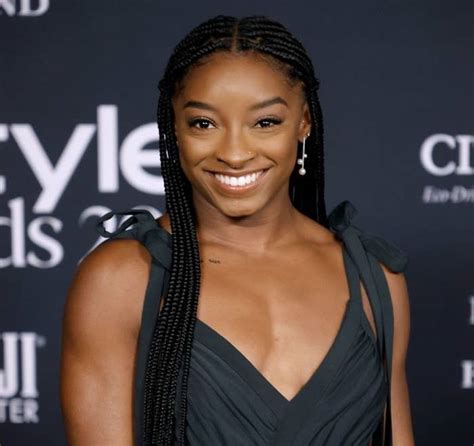 Simone Biles Responds To Wedding Hairstyle Twitter Criticism