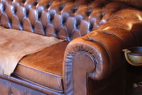 Leather suite recolouring | Flawless Upholstery