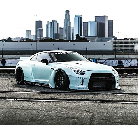 Rocket Bunny Nissan GT-R Z_litwhips | Nissan gtr, Nissan gt-r, Gtr