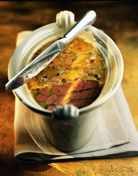 Recette terrine de foie gras aux épices - Marie Claire