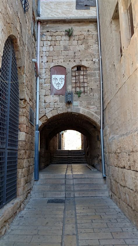 Crusader Fortress : Old City of Acre – Northern Israel | Visions of Travel