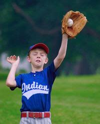 Baseball Coaching: Playing Catch - How to Throw and Catch the Baseball