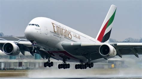 Amazing Airbus A380! First Flight Of A6 EEF Takeoff At Hamburg ...