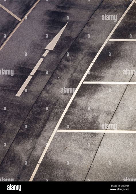 Parking area markings Stock Photo - Alamy