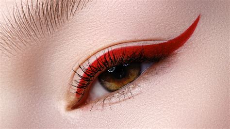 20 Bright And Bold Showstopping Red Eyeliner Looks