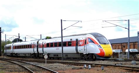 LNER Azuma . | LNER Azuma set , 801208 , entering Darlington… | Flickr