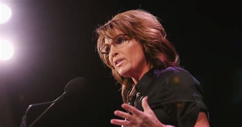 Sarah Palin Announces She Isn't Getting a Vaccine: Reveals What She's Doing Instead