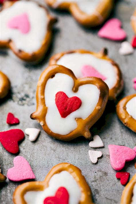 Sweet & Salty | Valentines day desserts, Chocolate heart pretzels, Valentine desserts