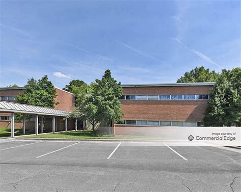 High Point Medical Center - 624 Quaker Lane, High Point, NC | Office Space